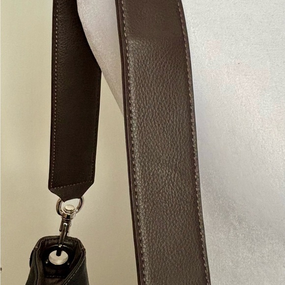 Tignanello Brown Pebbled Leather Hobo Shoulder Bag - Picture 4 of 7